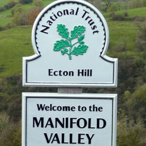 Oak Sign Post to suit cast signs.